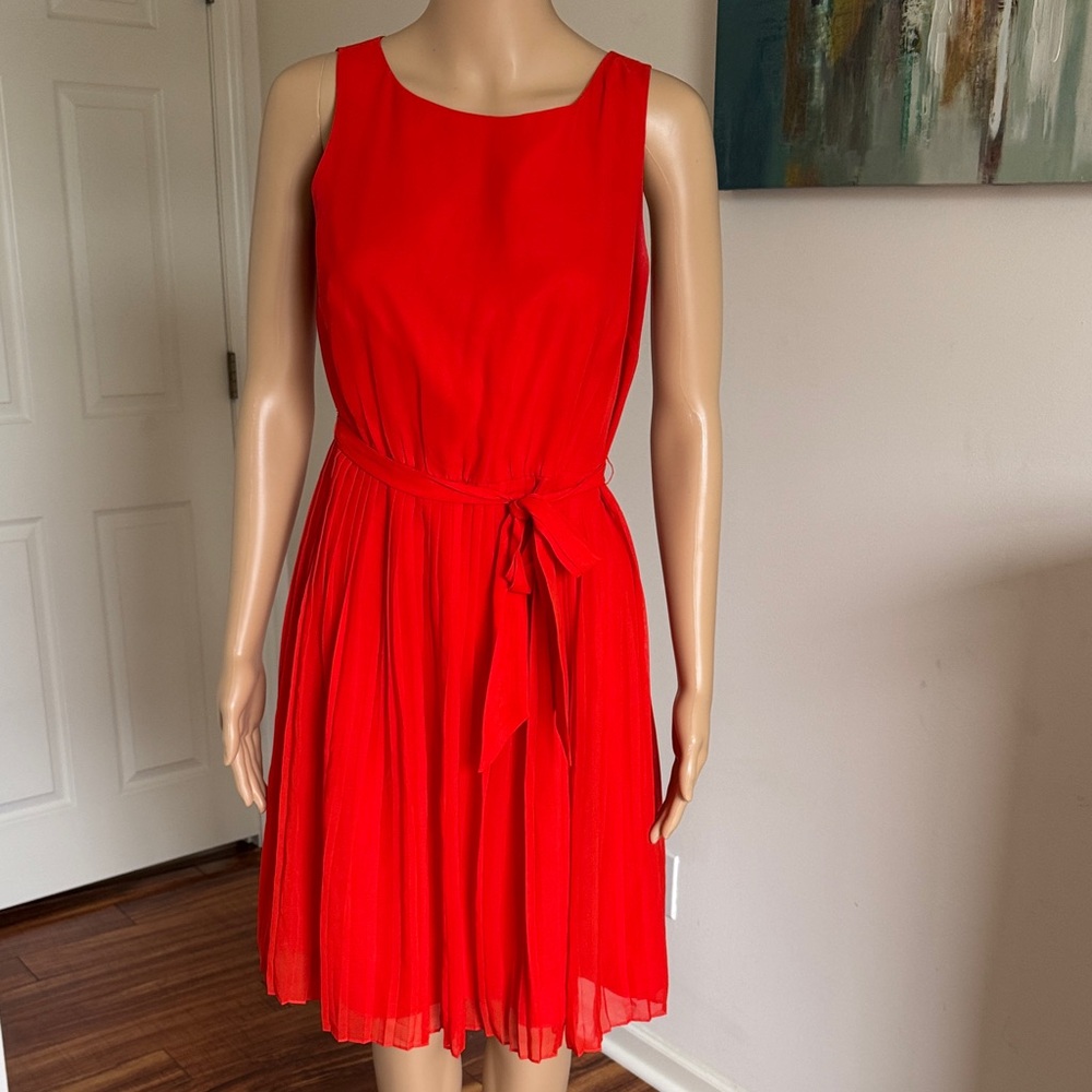 White House Black Market Deep Orange Sleeveless Tie-Waist Pleated Mini Dress